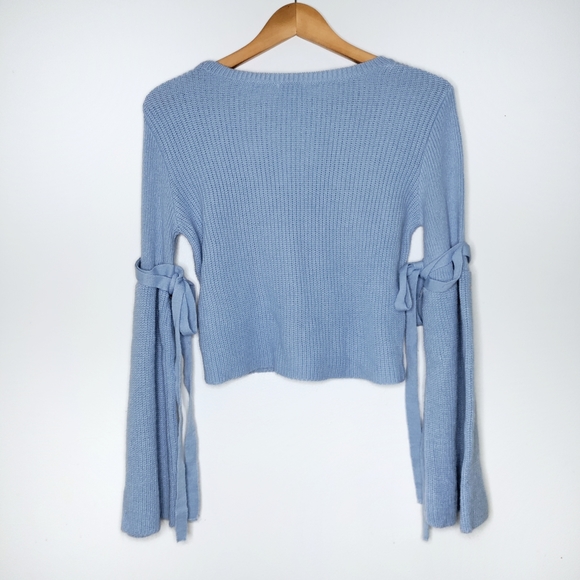 UO Silence + Noise Bell Tie Sleeves Sweater Blue - Picture 4 of 4